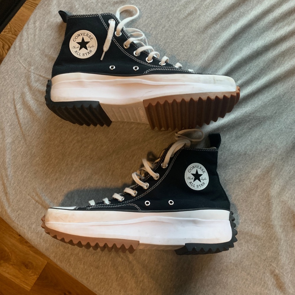 Converse Run Star Hike